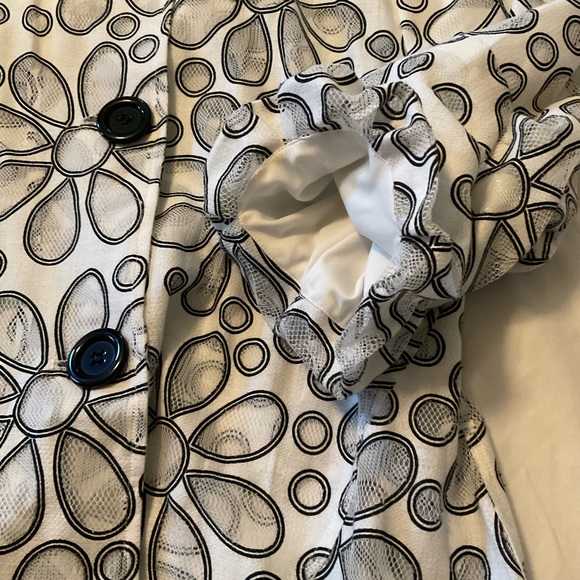 DONATED Multiples Flower Power Jacket - Picture 3 of 10